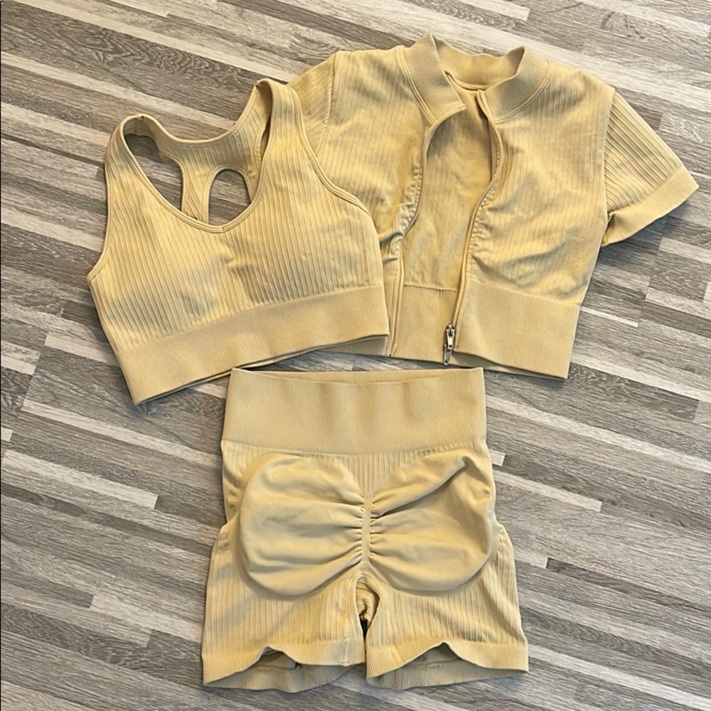 DEAL 🤑🤑 6 Piece Gym Set ✨🏋🏾‍♀️